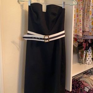 Darling strapless summer dress!